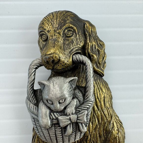 JJ Jonette Jewelry Dog Holding Cat in Basket Pin Brooch Vintage Signed - Picture 2 of 10